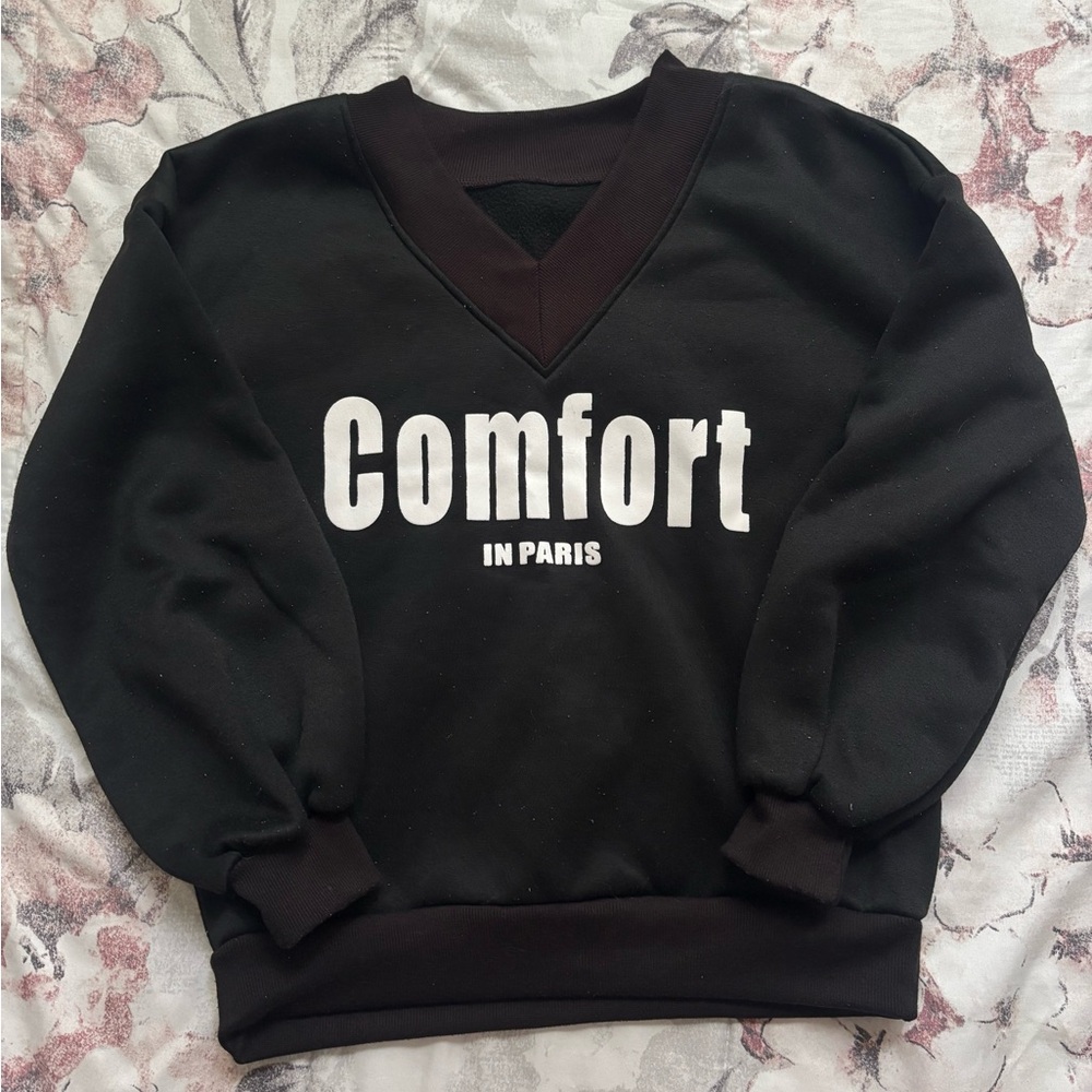 sweatshirt